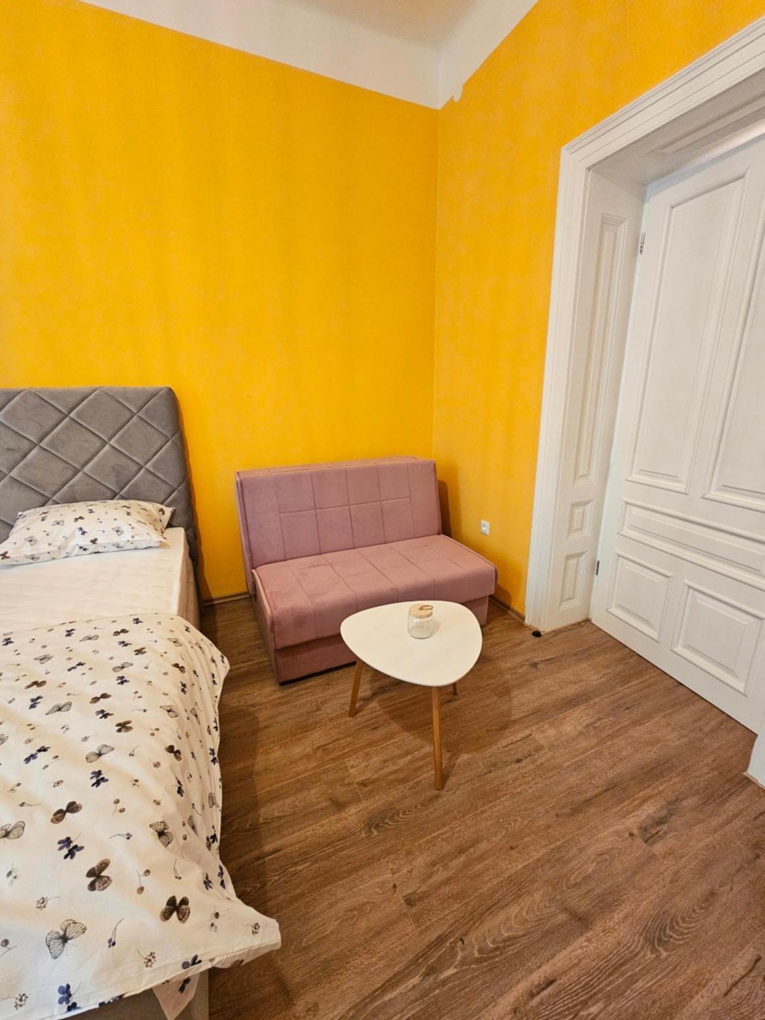 R&N Familiy Apartments Μόσταρ Εξωτερικό φωτογραφία