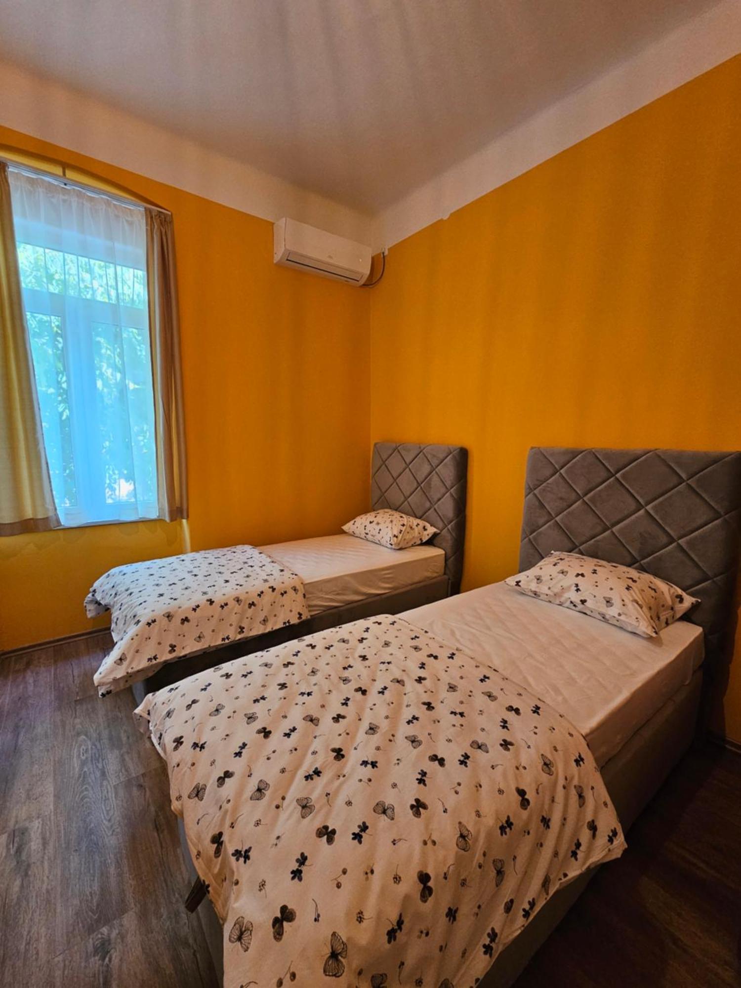 R&N Familiy Apartments Μόσταρ Εξωτερικό φωτογραφία