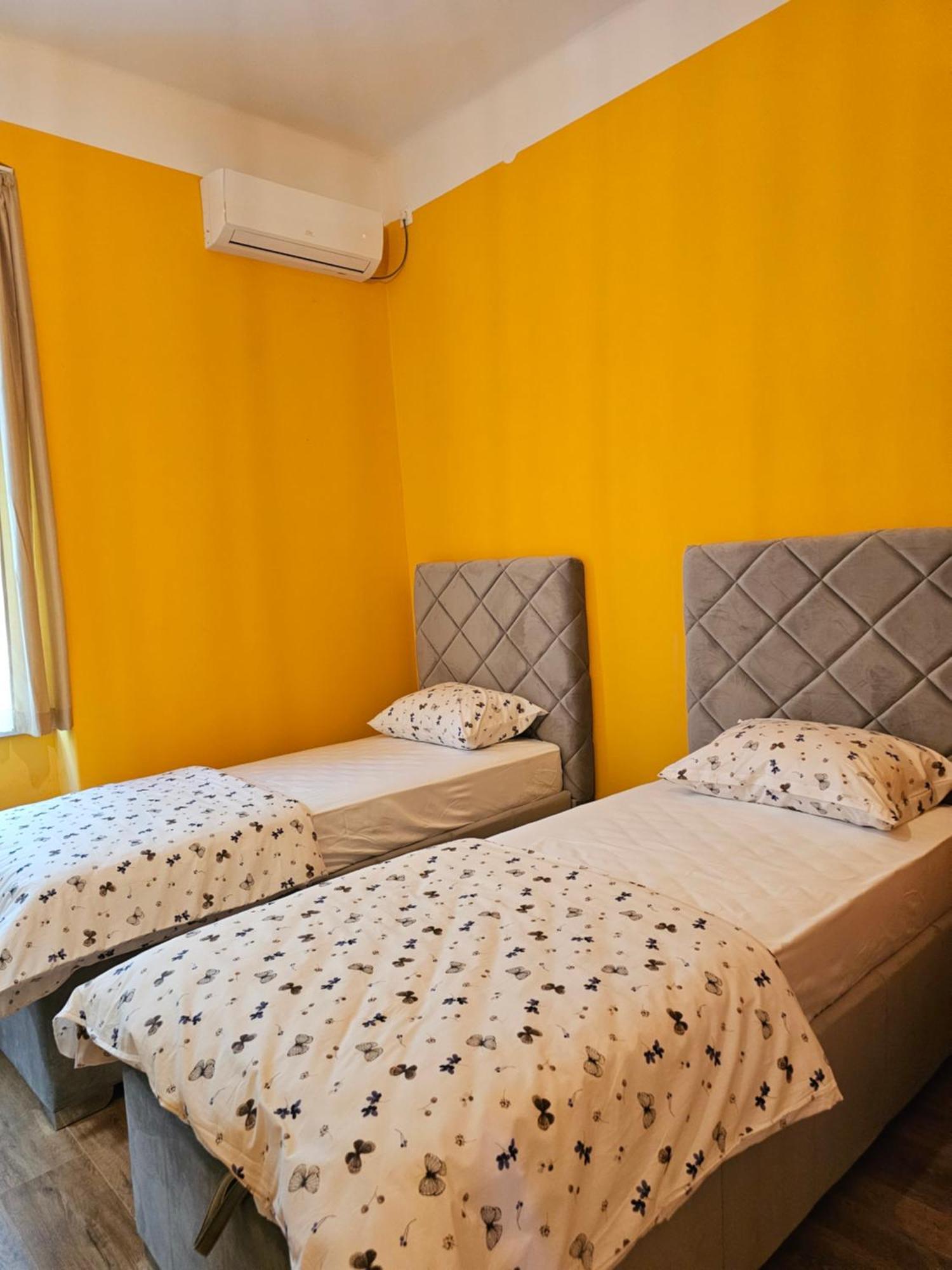 R&N Familiy Apartments Μόσταρ Εξωτερικό φωτογραφία