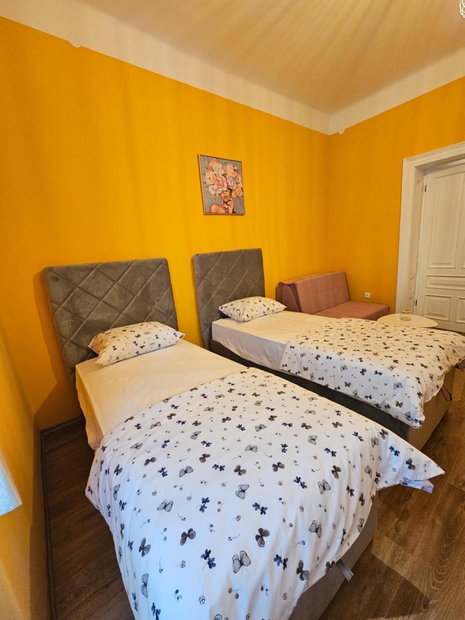 R&N Familiy Apartments Μόσταρ Εξωτερικό φωτογραφία